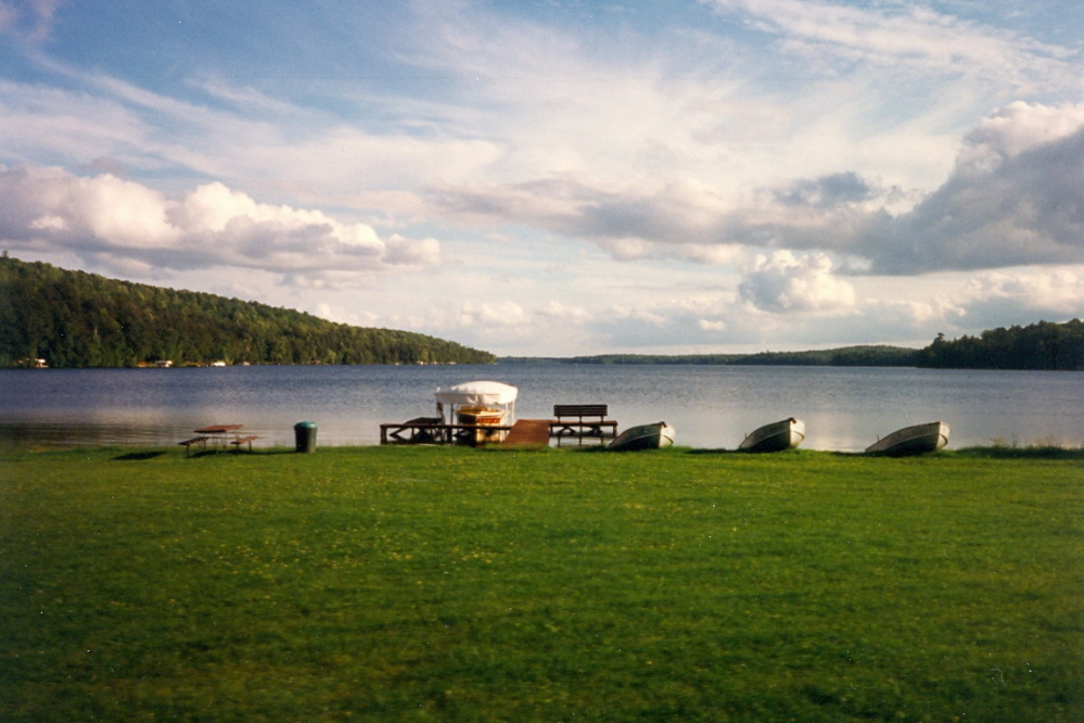 The last weekend before Labor Day is the time to cram all those summery things that you wanted to do but could not find the time or energy when the days were longer and the water warmer.  This extended weekend was to be no different.