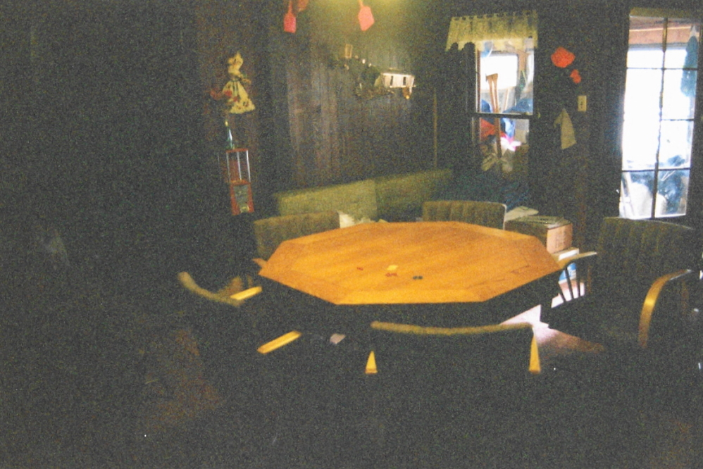 A new card table was added to the Knott Lane cabin. Future rainy days will be filled with sheepshead and bumper pool!