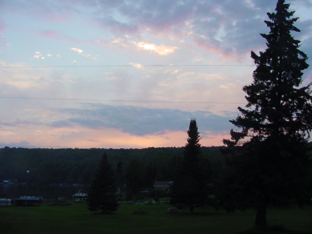The time between sun and no sun (sunset or sunrise, sunset here) was also photo worthy.