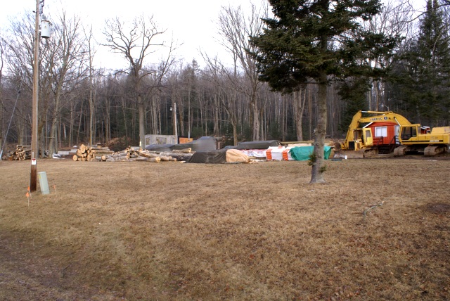 Nothing has changed on the jobsite  at Timber Shores since last week.  The ground is very wet.