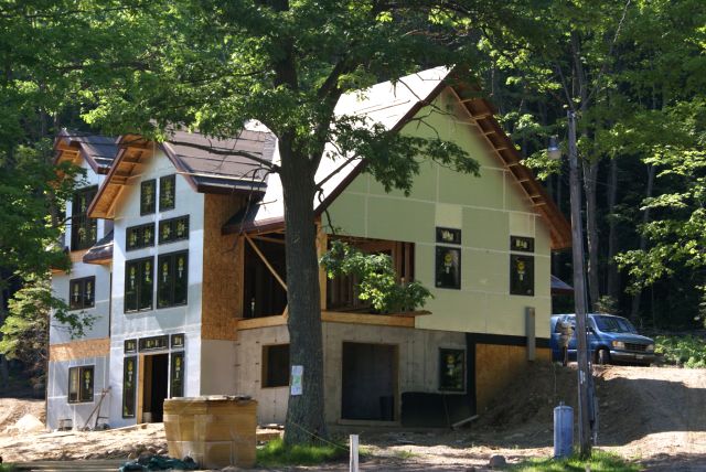 The east most construction on the north end is coming along.