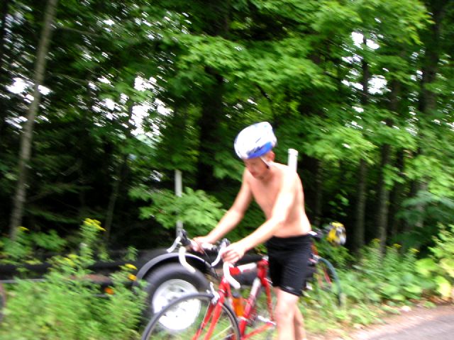 Then got on bikes to ride around the lake (8.9 miles).