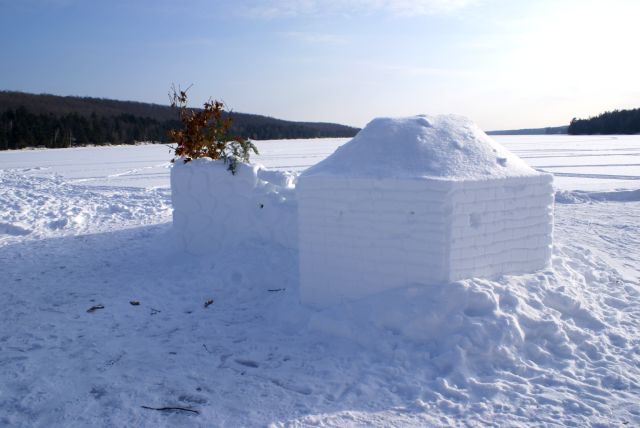 In the Southwestern corner was XLt's rampart.  Known as the Boardwalk and Park Place of the forts, it had an igloo and extended walls.