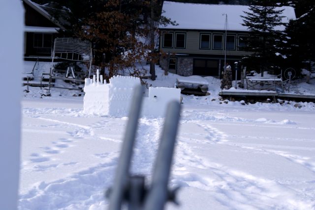 At the end of the day, Krispa's leaderless squad carefully lined up the tubes for the impending battle.