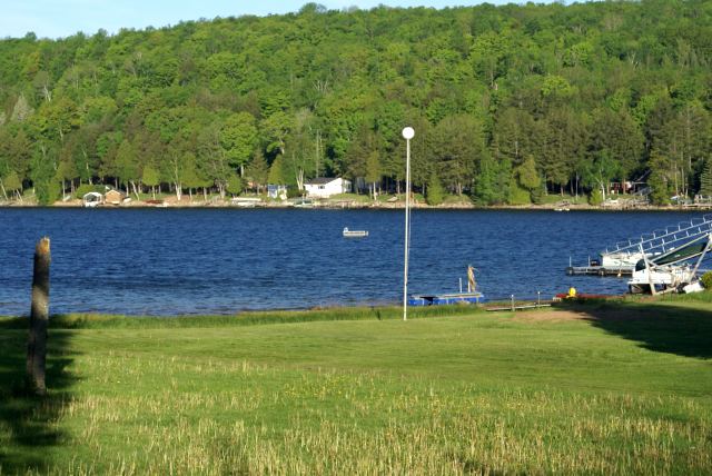 The first thing we noticed was a gathering of several rafts on the north end.  They had escaped their anchor with the aid of a strong wind from the south at the end of the week.  Some were retrieved Saturday.