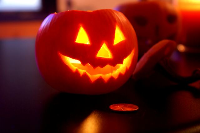 Friday night, after eating too much at Duck's, some small pumpkins were carved, some pool was played, and there was some bar rail bowling too!