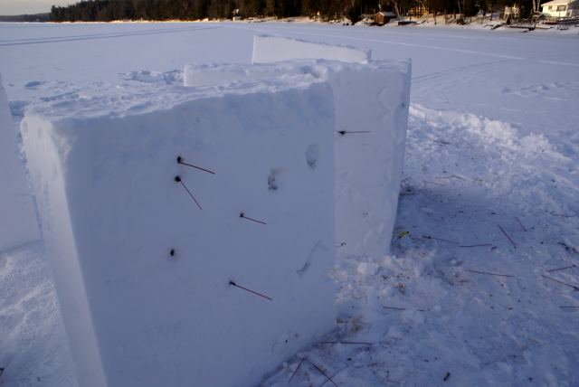 The walls of the southern fort were also pounded.