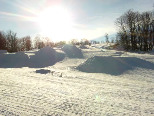 Because one of my life long dreams is to live 'till tomorrow, the terrain park slope was unvisited.