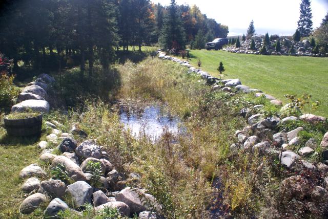 The creek in the northeast corner of the lake continues to flow.  This is a very good sign.  The creek bed was dry for most of the summer.
