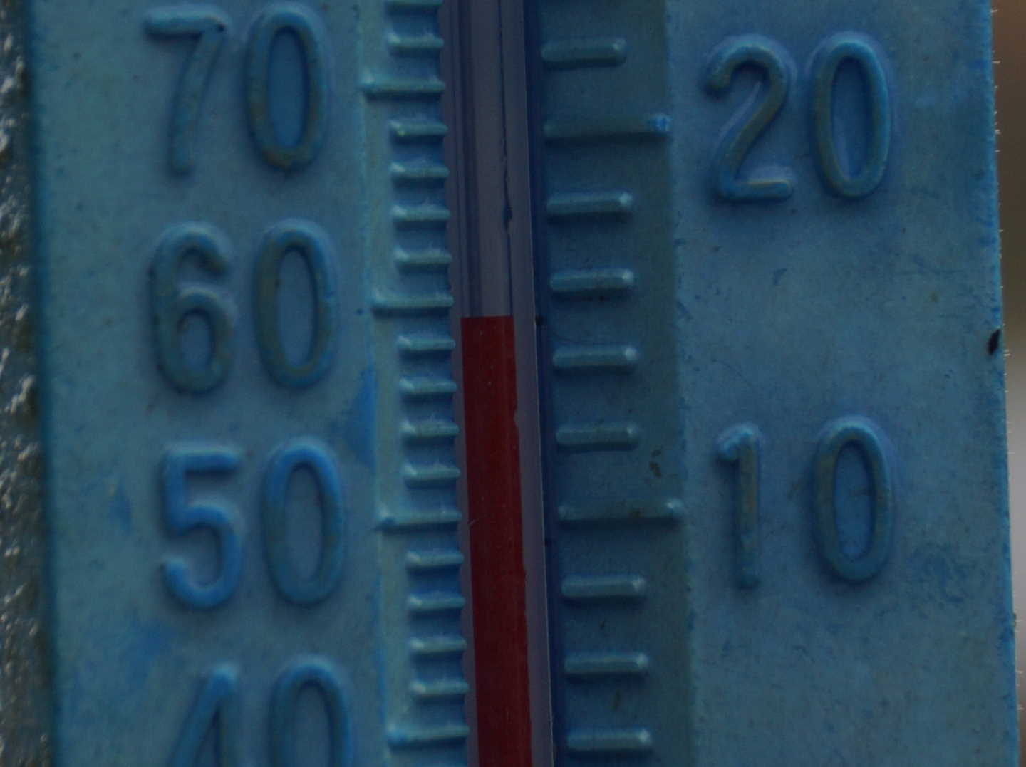 All that steaming brings the lake temperature down.  Fast.  It's closer to 55°F now than when this image was taken.