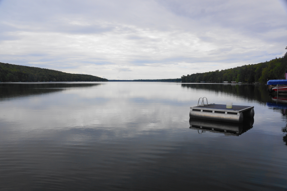 Typically, September starts Summery with a tinge of Fall and ends Autumnally with just a faint echo of Summer. Last week, the first full week of September, started off way too close to frosty than dewy. There was a notable lack of sun and plenty of misty rain, too. It got better, but the sticky cool that is Fall has stained our minds and jackets and that doesn't come out easily.