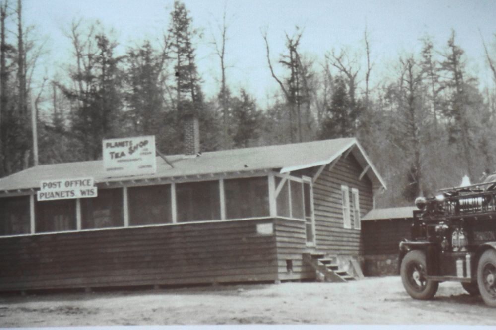 Last Thursday, we attended a special presentation on the history of Lake Lucerne. It was noted that the bar is no longer a post office and the tea served there is less earl gray-y and more long island-y.