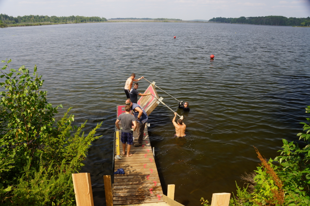 On the weekend, it was time to reassemble the trailered Footstock dock.