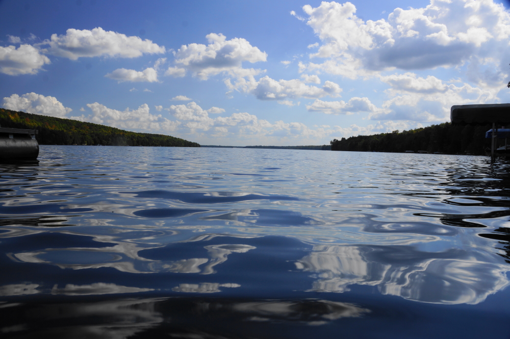 There are reports that the fishing remains good. While diving the North end, we spotted quite a few large bass and swarms of bluegill. They all seemed pretty active. We're not sure how much longer this bonus Summer  period will continue. Instead of fretting about its inevitable end, it's best just to enjoy it while it lasts.<br><br>-Nemo's not getting out of the water.
