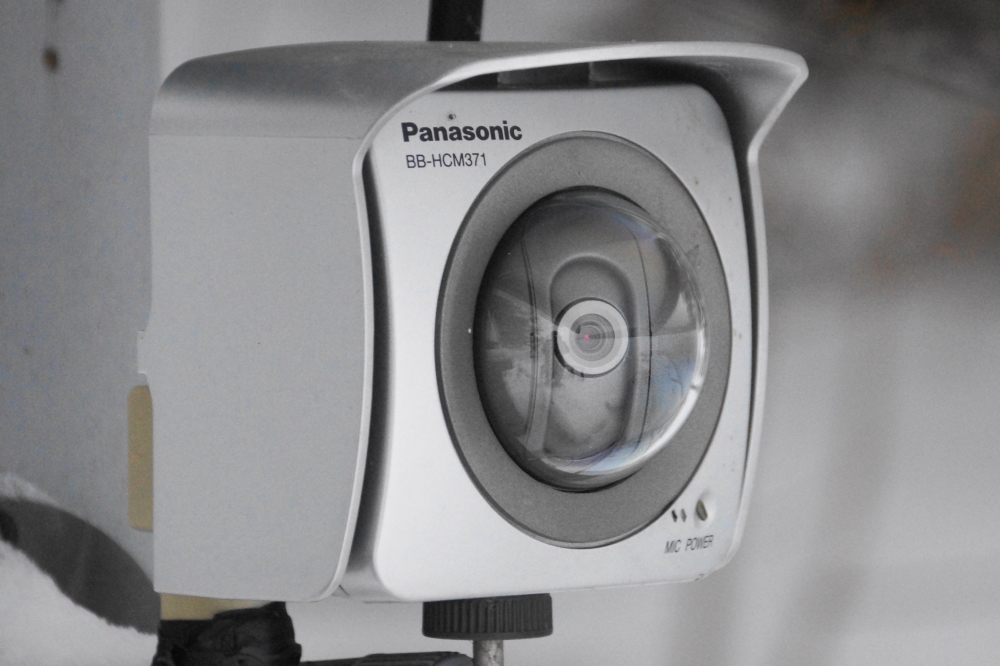 Around the middle of the skyfall, the knottlane webcam went down. We believe that a surge or under-volt put it into a confused state. It was rebooted and has been fine ever since.