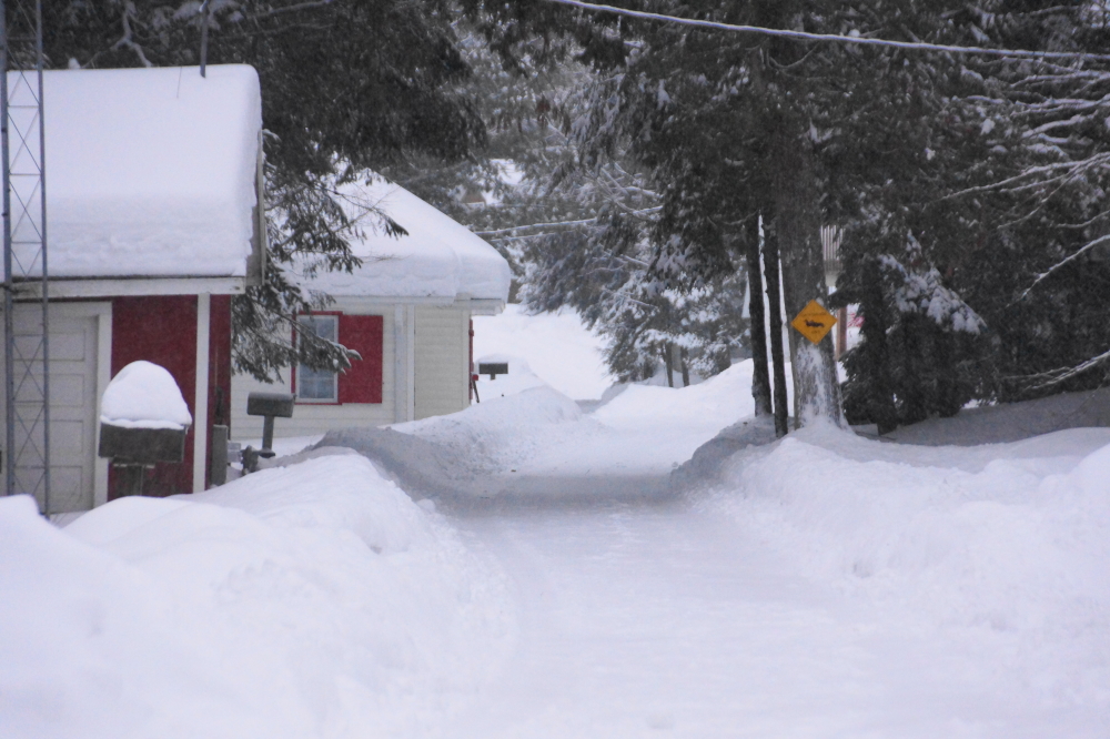 There's more snow left on Knott Lane. The path (KNIGHTS OF NI: A path! A path! A path!) seems a little more narrow, too.