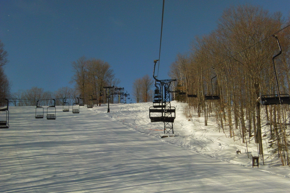 The lifts stayed empty deep into the morning. We left early and enjoyed the same bone count we started with.