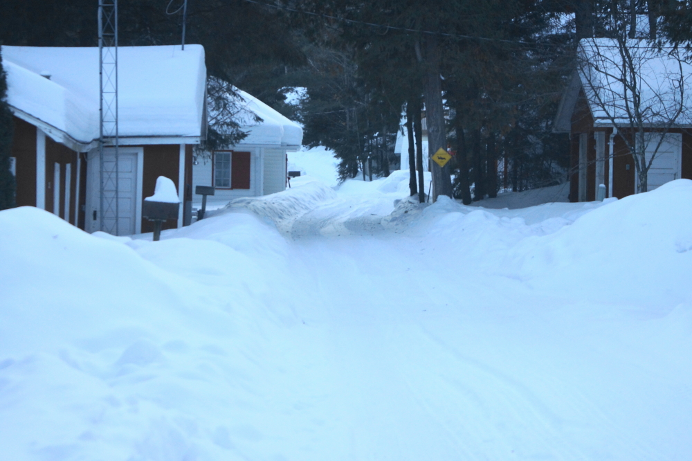 The brief warmth did not improve the condition of Knott Lane much.