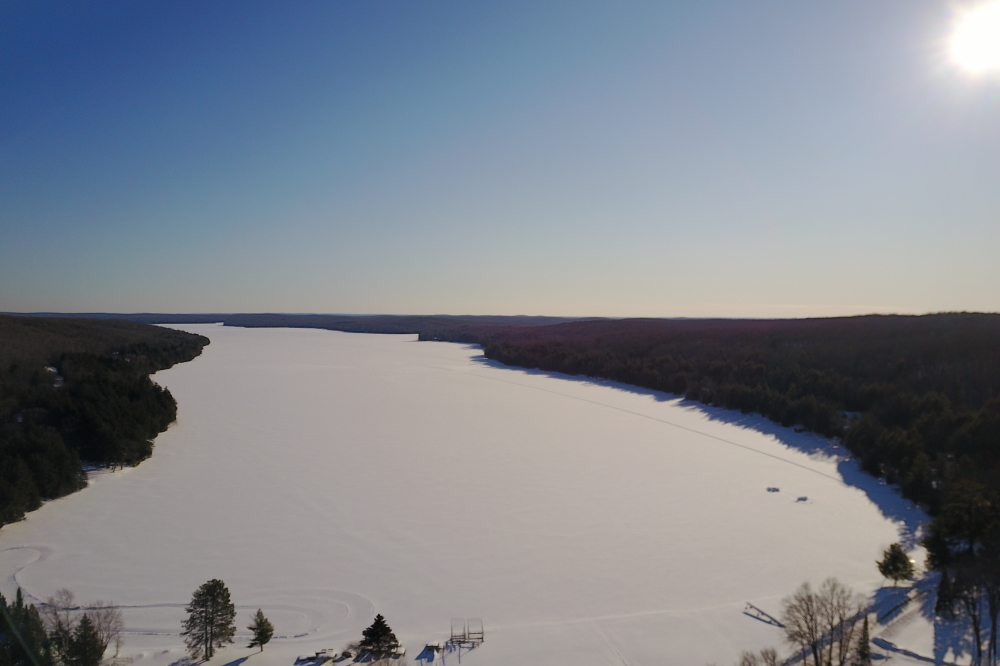 Last week's weather was like a ski jump. Daytime highs sank to just above single digits and morning lows bottomed out at -19°F. Then it turned up,  launching the metaphorical skier into temperatures well over 40°F all weekend.  Roofs dripped, roads cleared, forts crumbled, and the sugarmen began to stir.