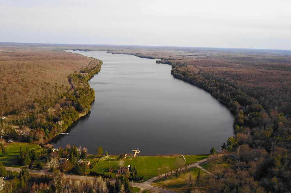It was sunny and dry last week. It was also cold, close to record cold at sunrise on the weekend.  As the temperatures fell, so did a bit of snow. Not enough to call it a work of the last Horseman of the Snowpocalypse, but enough to underscore the delicate, skittish nature of this point in Spring. If it ever gets warm again remember not to make any loud sounds or sudden movements that might scare away 20 or 30 degrees Fahrenheit or, worse yet, attract the attention of 2 or 4 inches of snow.