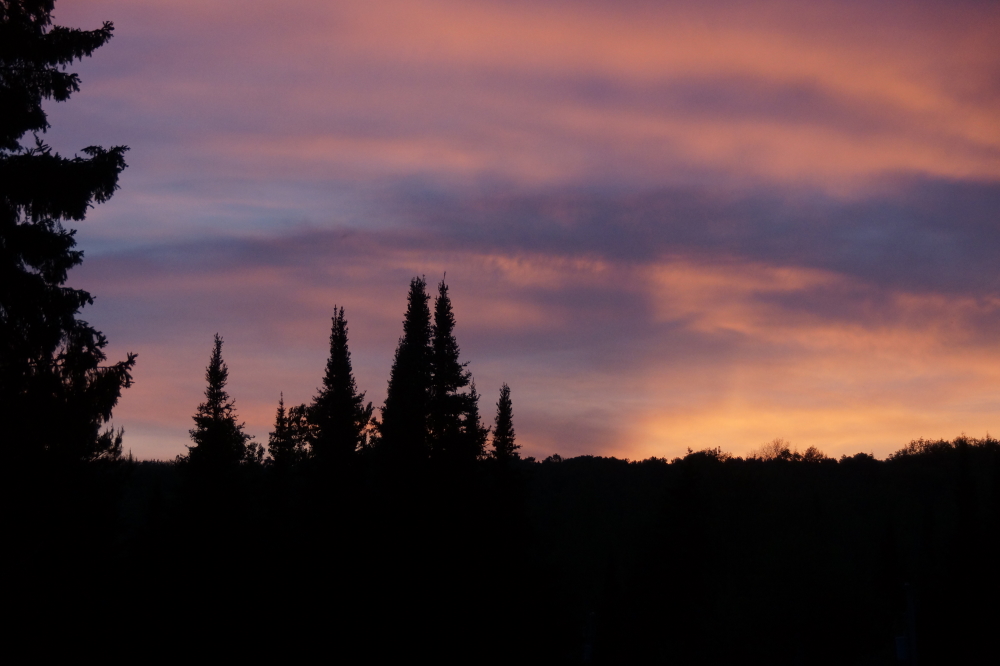 Accompanying the week's fantastic heat were some spectacular sunsets.