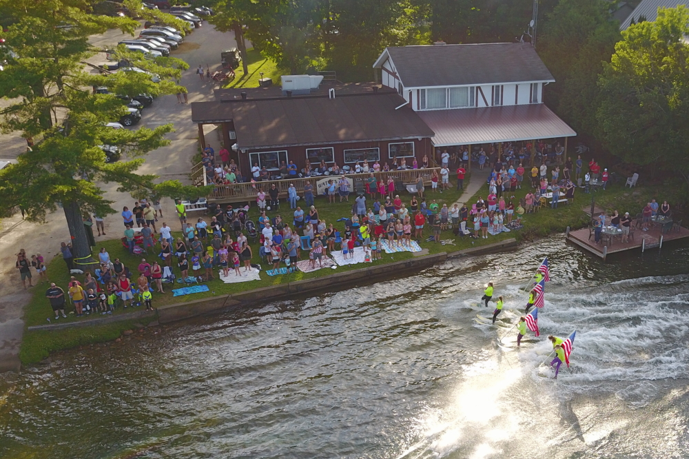 The ski show on Wednesday was good.