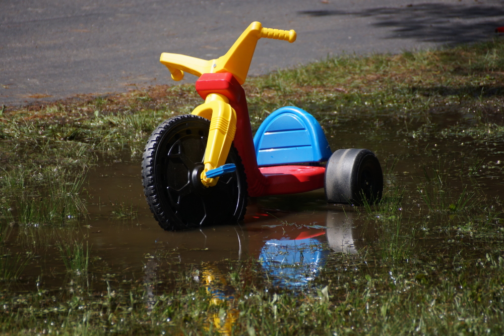 The lake level was measured at 35 inches above the nail. That's a new intra-month record for the century. It might be the all time record.