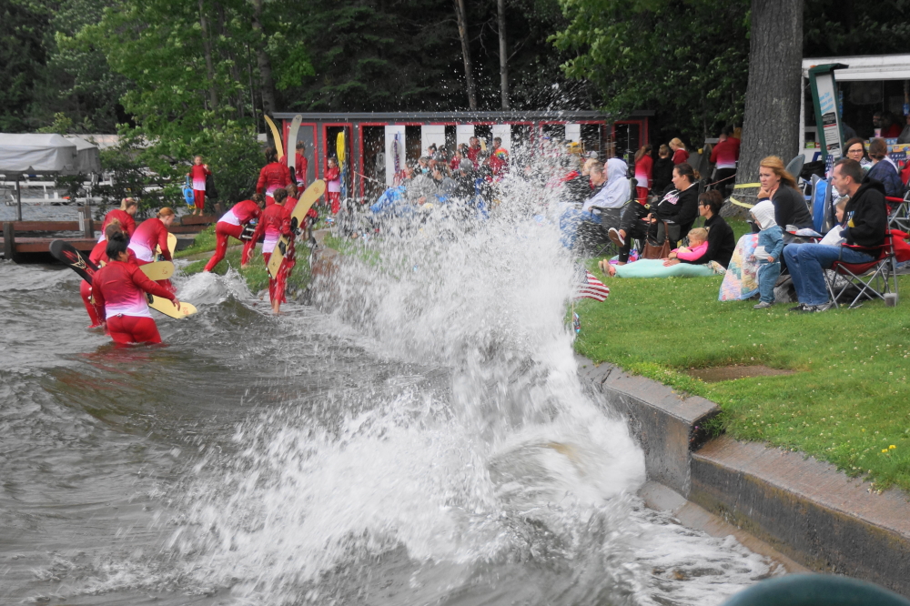 The high lake levels and boat waves continue to dampen the first few rows. The Wednesday show started a chain of events that led to a dive rescue on Friday.
