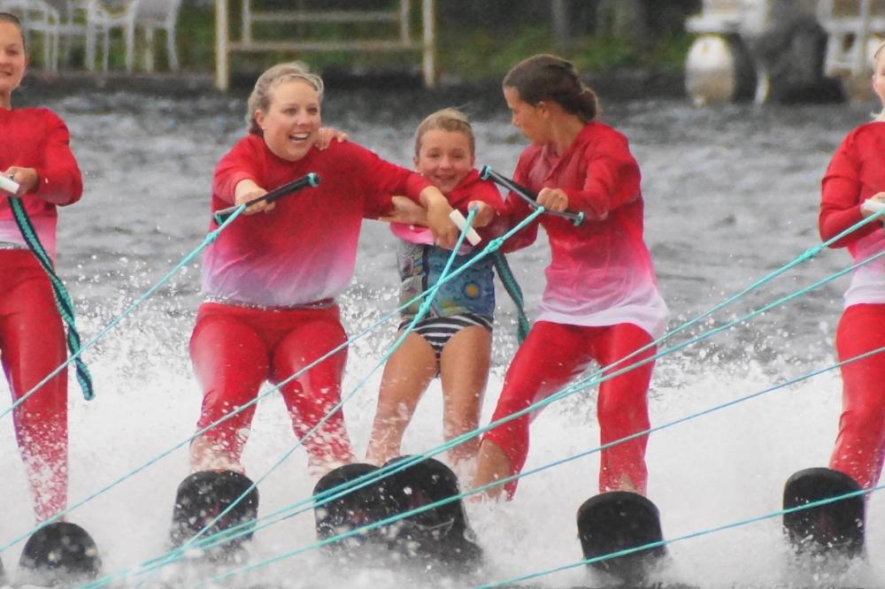 The climber was saved, but while dragging in the wake, the leggings were lost.