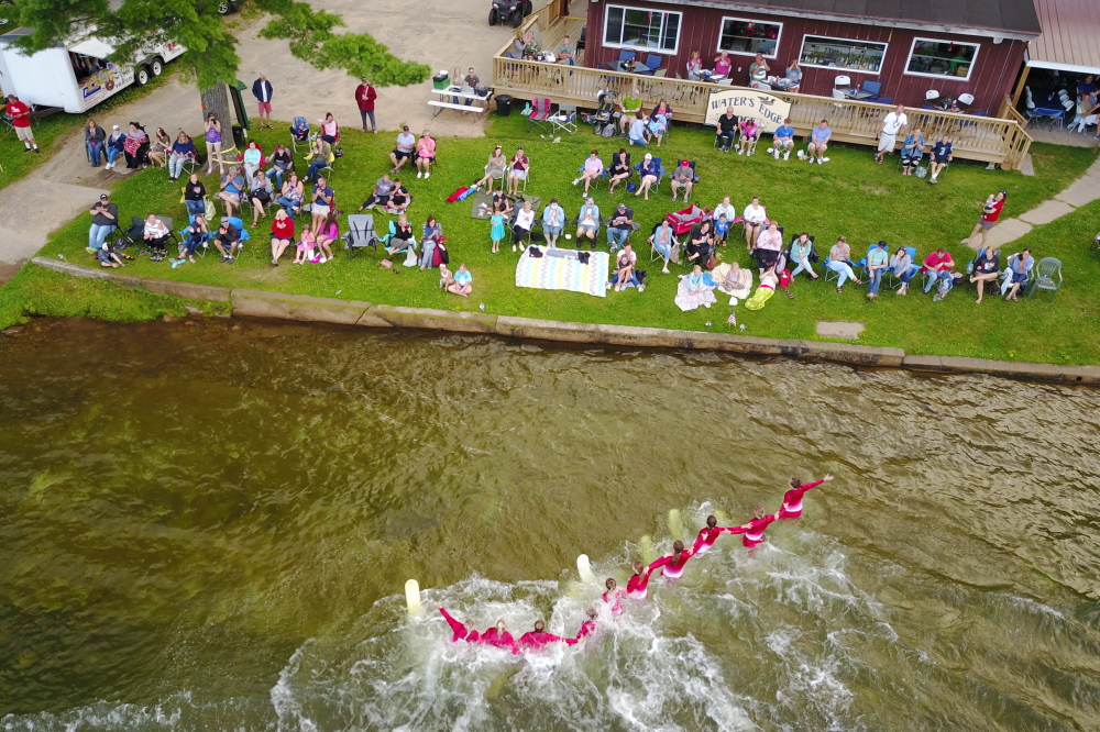Last Monday was the final Monday ski show of the year. The crowd was a little light and the sky had a few clouds, but last we checked before the show, the chance for rain was tiny.