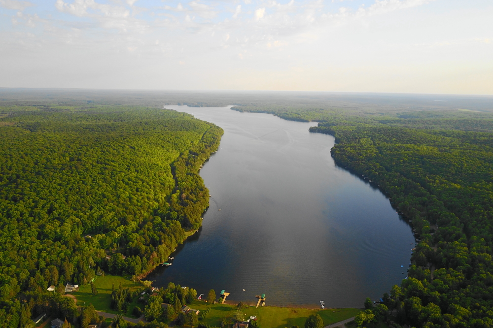 It was dry-ish last week, with only about two tenths of an inch of total precipitation. That boast could not be made for many of the previous weeks. The inches and feet of rain that previously baptized the lake led to an explosion of pestilence that bugged us last week.  It's a wonder that we have not evolved an extra limb or two so we don't have to /put down the hammer or let go of the tow rope to swat a mosquito.