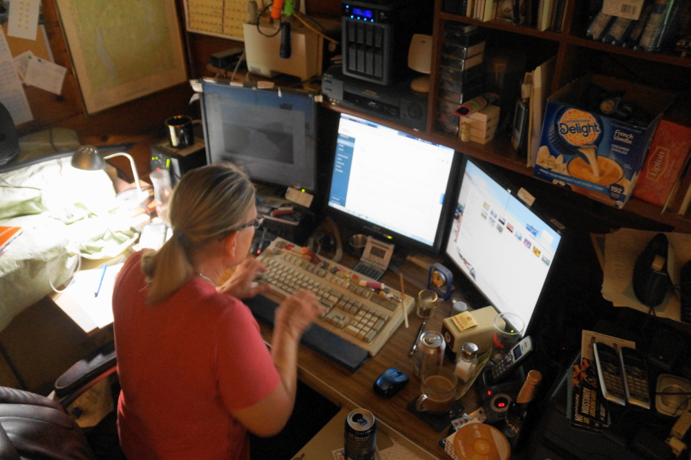 Finally, we would like to wish a very happy birthday to knottlane's chief editor and partner in crime.  Whether planning a big heist, good summary page,  or epic bar night, her help and input has been and continues to be invaluable.