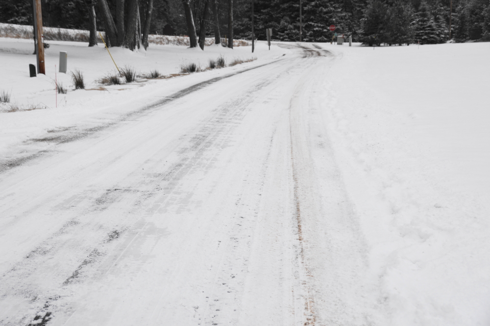 After the thaw, a hard cold froze the road slush and a light, almost continuous snow covered it all up. It got very quiet in the woods on these days with the only noise seeming to be the wind in the trees and the buzz of ABS brakes at the the stop signs.