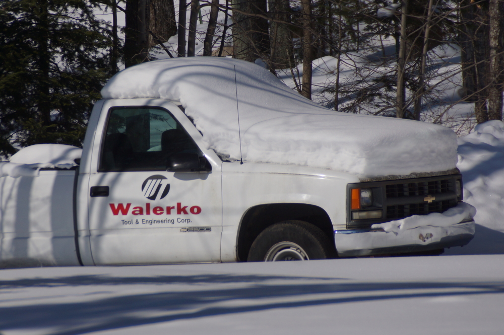 It's strongly encouraged to brush off your windshield before slipping around on those roads.