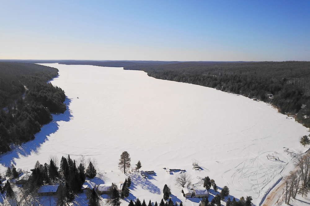 If it weren't for the seminal event of the season, last week would have been just be another week of Deep Winter. Low temperatures closed in on the -30°F mark and highs limped to just  above 0°F, except for one day that recorded a high of 0°F.  That makes last week the coldest of the year. It made fort building a titch more challenging.