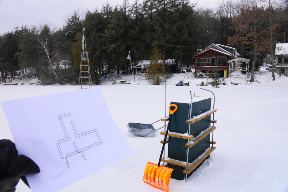 Early in the week plans were made and tools gathered. Fort building started on Wednesday with the center wall segment of the Southern rampart.