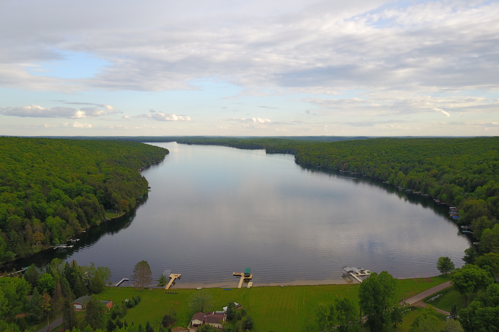 Last week was cool. Highs struggled to get into the 70s°F and morning lows plummeted into the 40s°F. There was also a little rain, a little wind, and a canceled ski show.