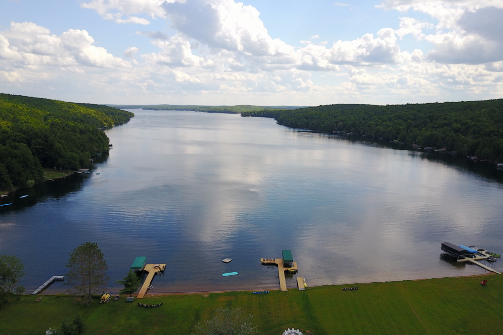 Last week started off summery and then got hotter. There was also clouds, sun, and an ever present threat of needed rain. At the finish of the week, Lucerne ended up with more sun than sun showers.