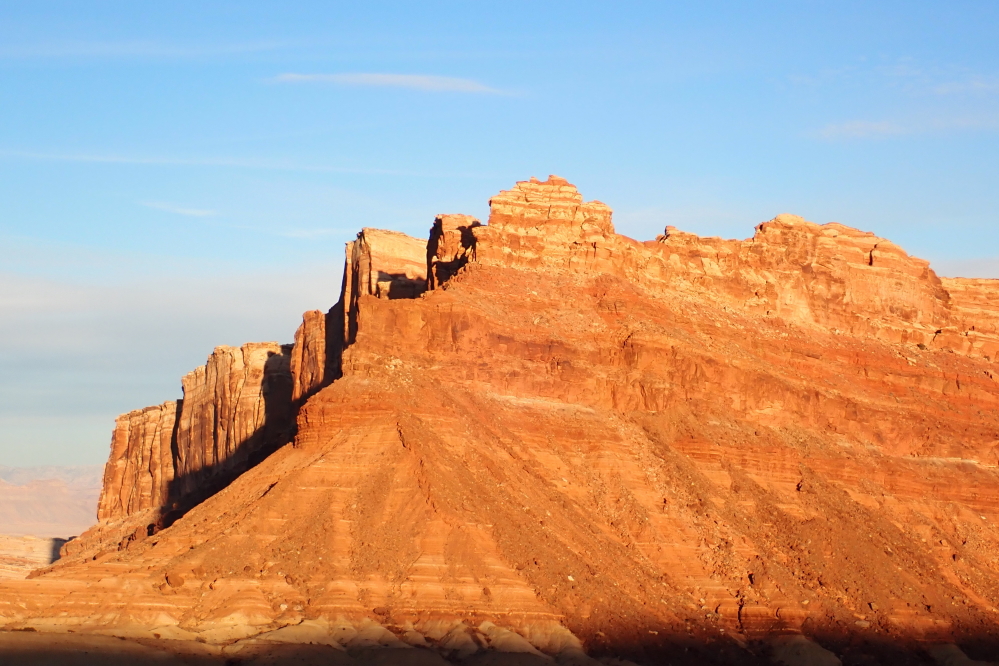 The lumpiness that seperates the lake shore and the well lit cabins of the southwestern corner continue to impress. 