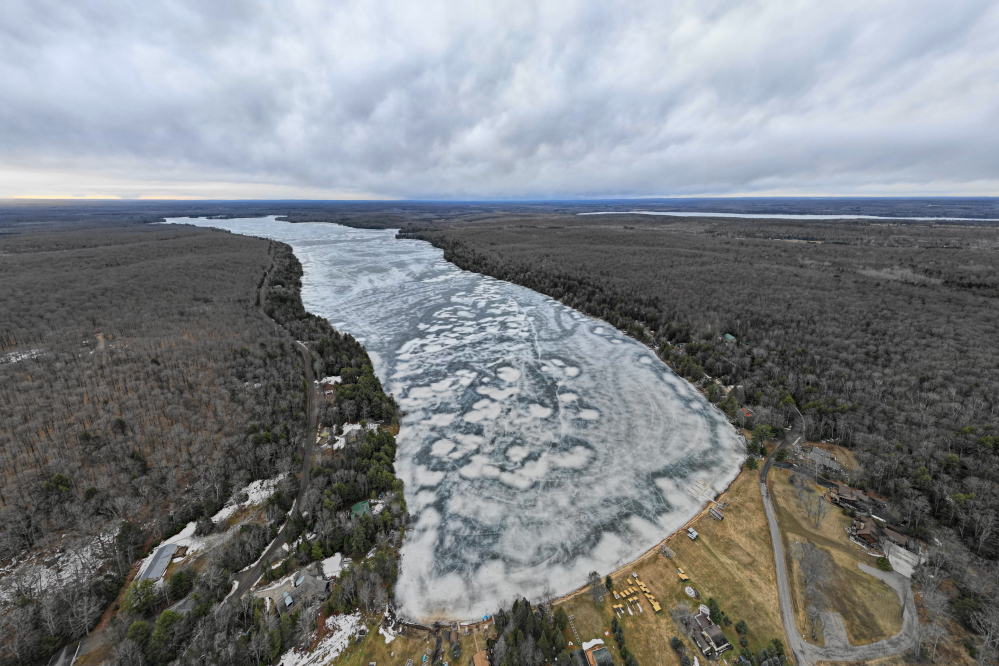 Last week was warmer than average, but not by much. The lake thawed during the day and would solid up overnight. By the weekend, the results of the above/below freezing was clear. The area's snow was mostly gone and the roads were ice free. Lake Lucerne not so much. 