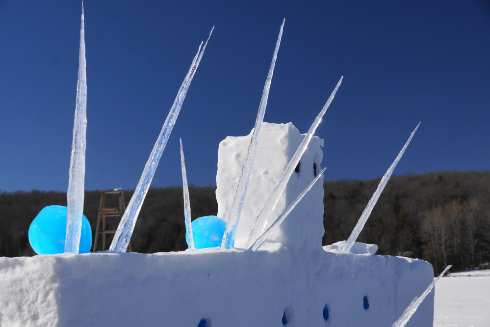 There were also a few "Ice Jewels of Distraction" mounted in the top wall.