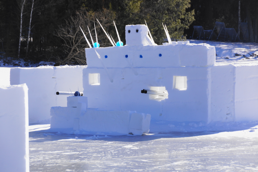 Aesthetic touches to the southern fort included "Blue Orbs of Coldness", a "Purple Orb of Frustration" mounted on top of an anti-skip shot wall, and icicle spikes.