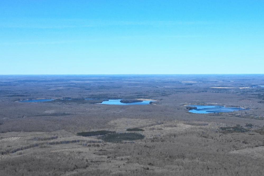 Lakes Wabikon, and to a lesser extent Riley, were almost ice free.