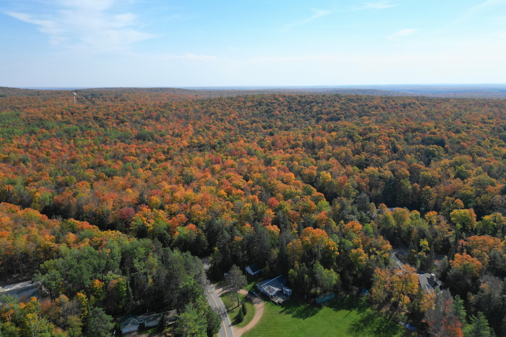 The color to the east of the lake was impressive.