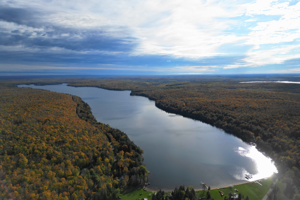 Last week was the most autumnal yet. High temperatures struggled to get into the 60s°F and lows got frosty. It might be time to put away the swimsuits and find a warm hat.